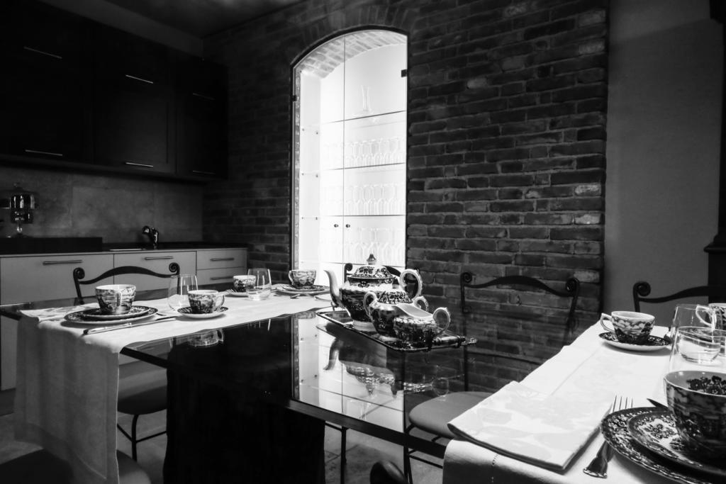 Cascina Cortine Bed & Breakfast Guarene Exterior photo