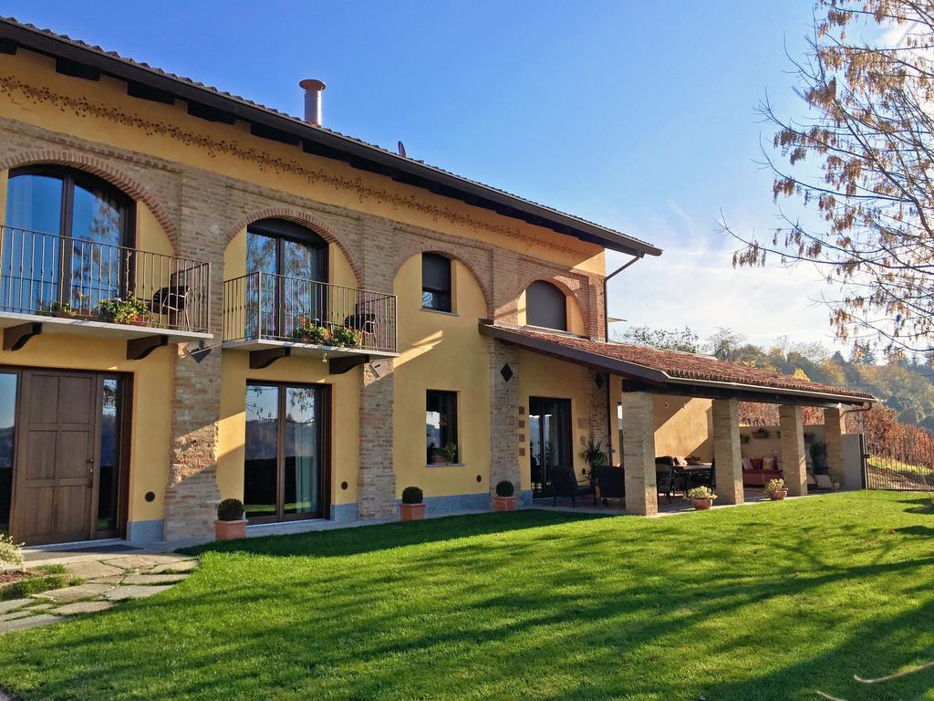 Cascina Cortine Bed & Breakfast Guarene Room photo